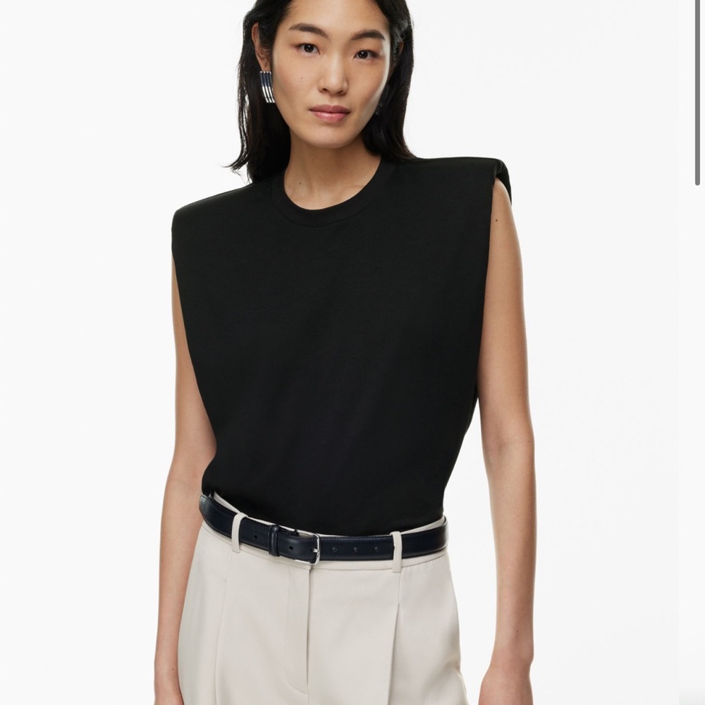Babaton Shoulder pad cotton jersey tee